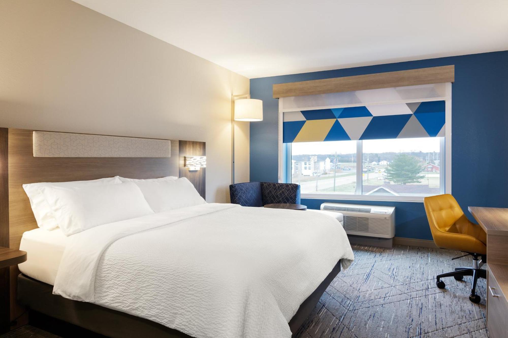 Holiday Inn Express Newton By Ihg Exteriér fotografie